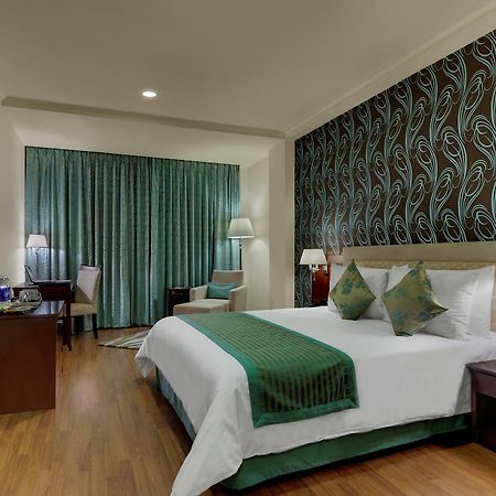 Royalton Hyderabad Abids Otel Dış mekan fotoğraf