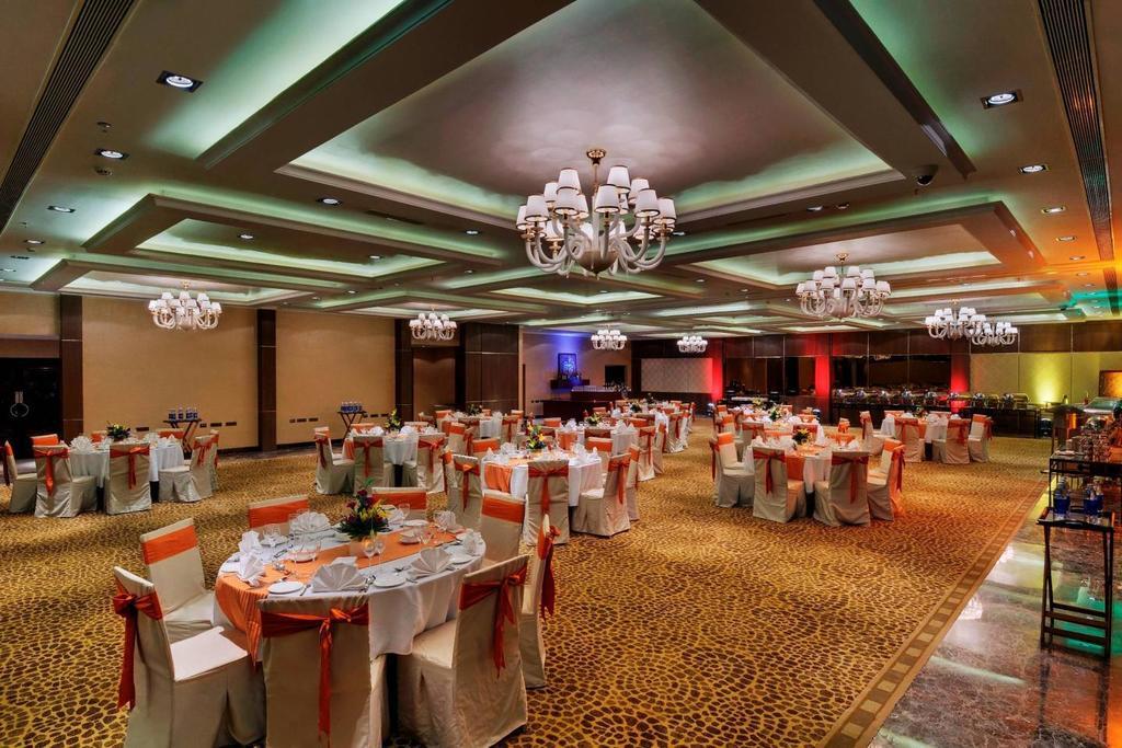 Royalton Hyderabad Abids Otel Dış mekan fotoğraf